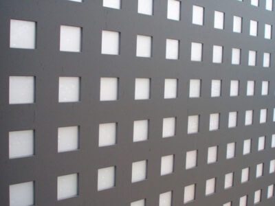 Chapa Perforada Cuadrada 20x20mm